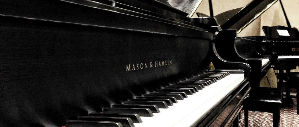 piano stores closing as fewer students taking up the instrument