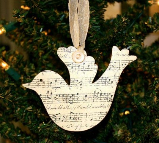 10 Beautiful Sheet Music Christmas Ornaments You Can Make Yourself