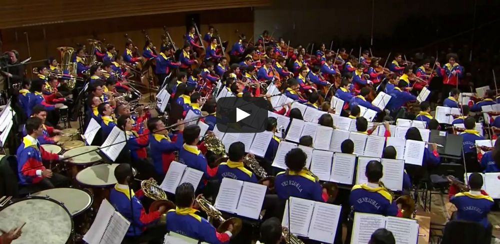 gustavo dudamel and simon bolivar orchestra