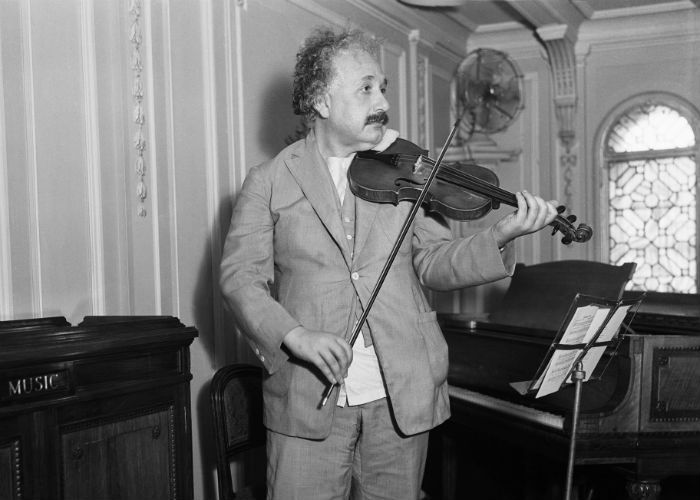 Albert Einstein Violin