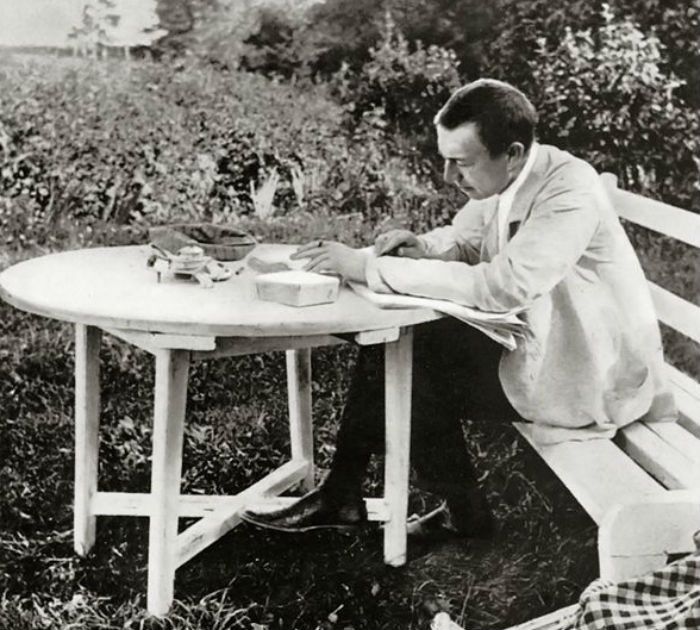 Rachmaninoff proofing copies of the concerto (1910).