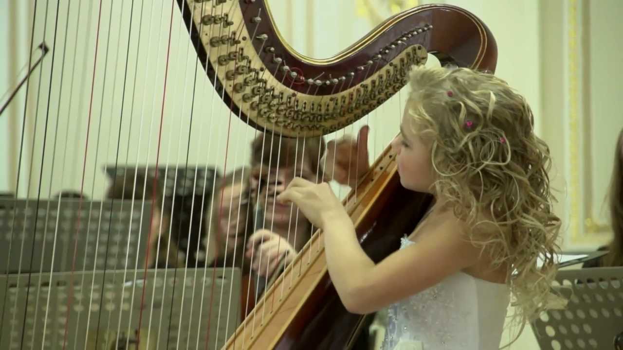 Little Angel Playing the Harp