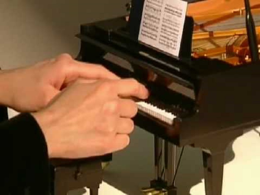 The Tiniest Grand Piano Ever