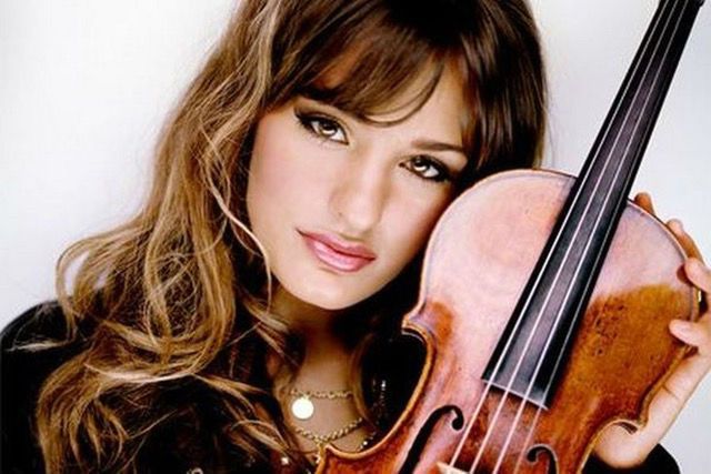 Nicola Benedetti is one of the BBC's ambassadors for the Ten Pieces programme. Photo: nuvol.com
