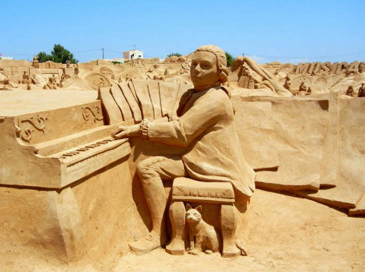 Mozart Sand Sculpture