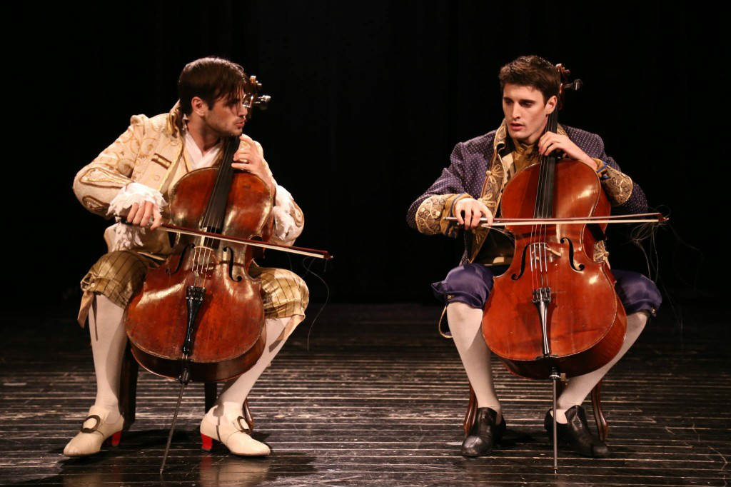 2cellos