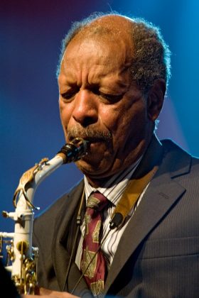 10 Famous Saxophone Players You Should Know - Great Saxophonists - CMUSE