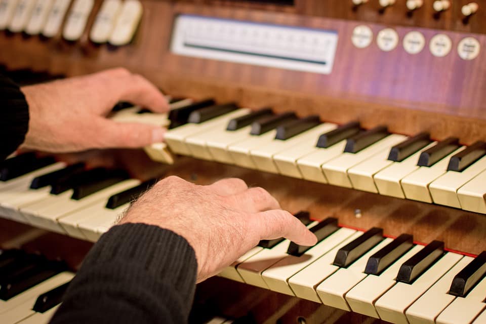 Famous Organ Players