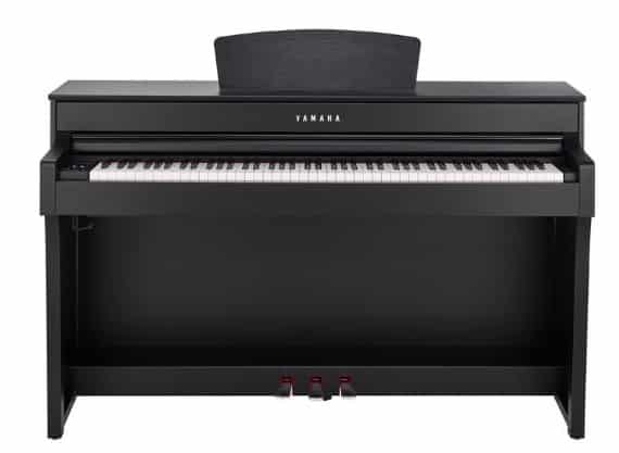 Yamaha CLP-635 B