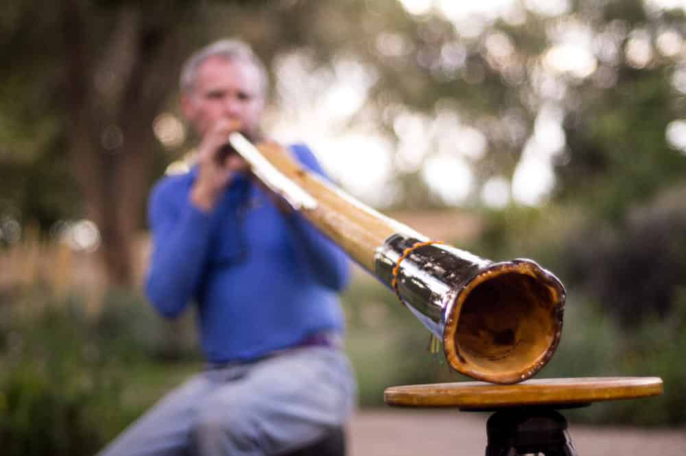 learn didgeridoo lessons online