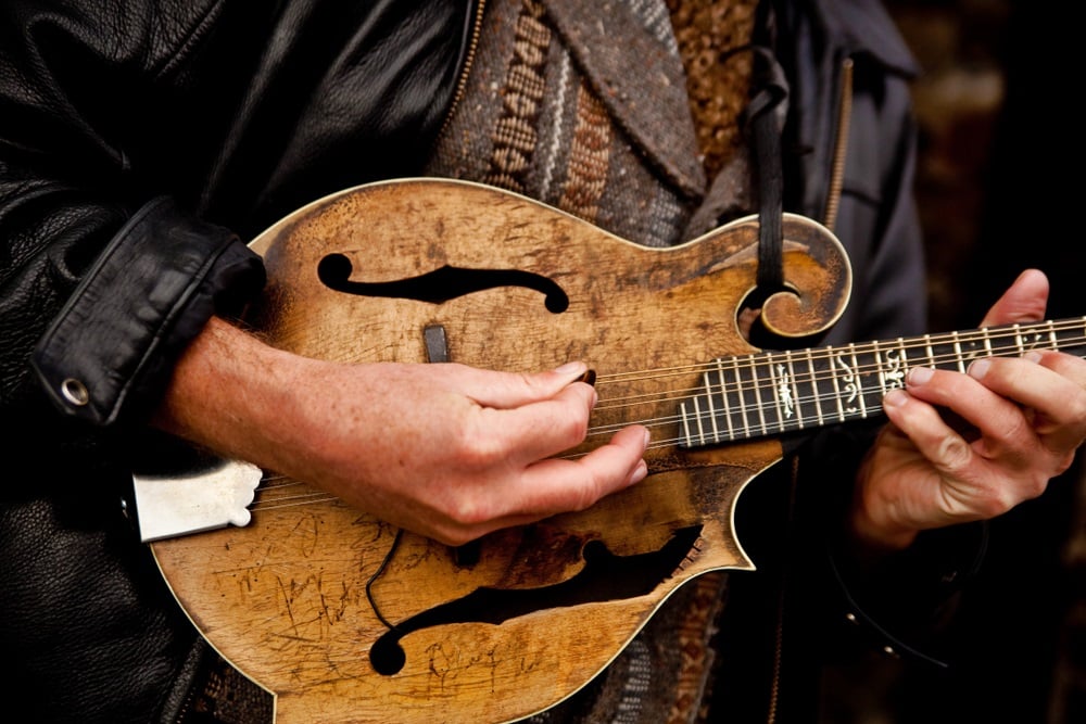 Best Ways To Learn Mandolin