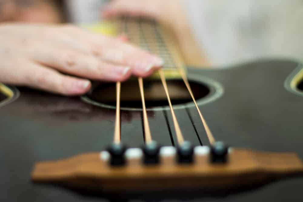 learn guitar palm muting lessons online