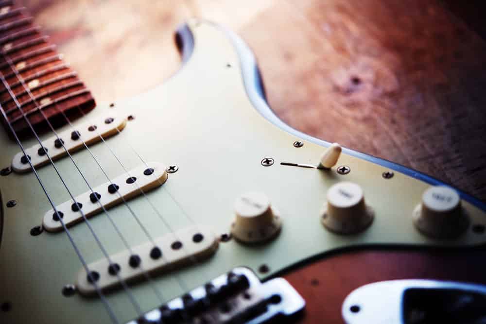 learn guitar tone and gear lessons online