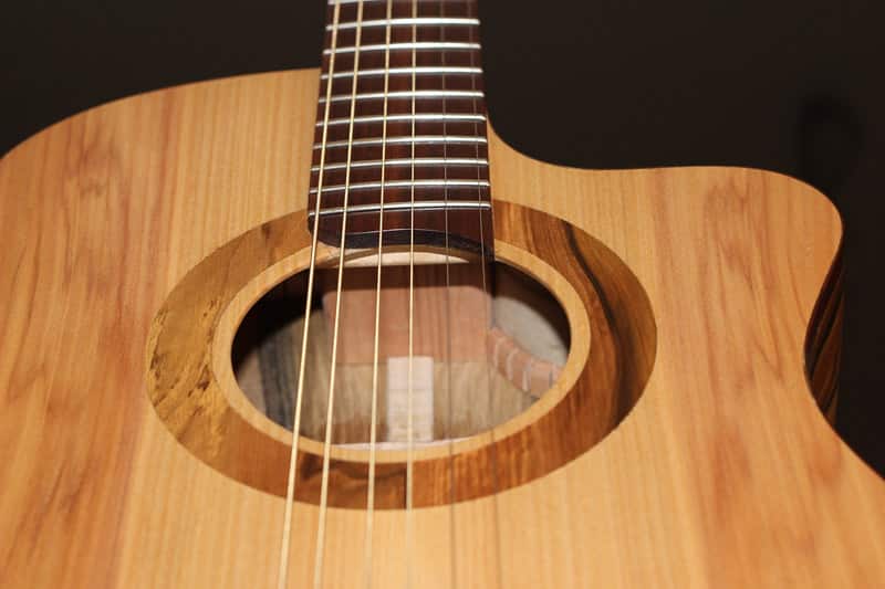 A maple guitar