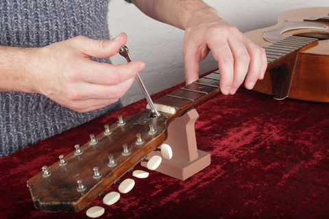 Adjust truss rod