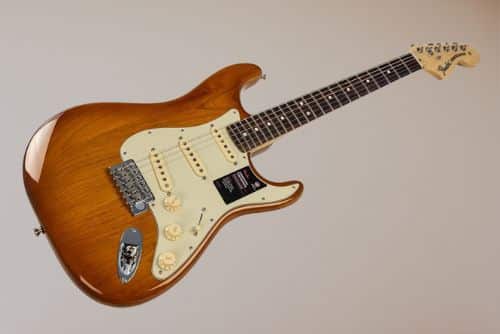 Fender Performer Stratocaster