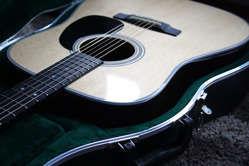 Martin D28