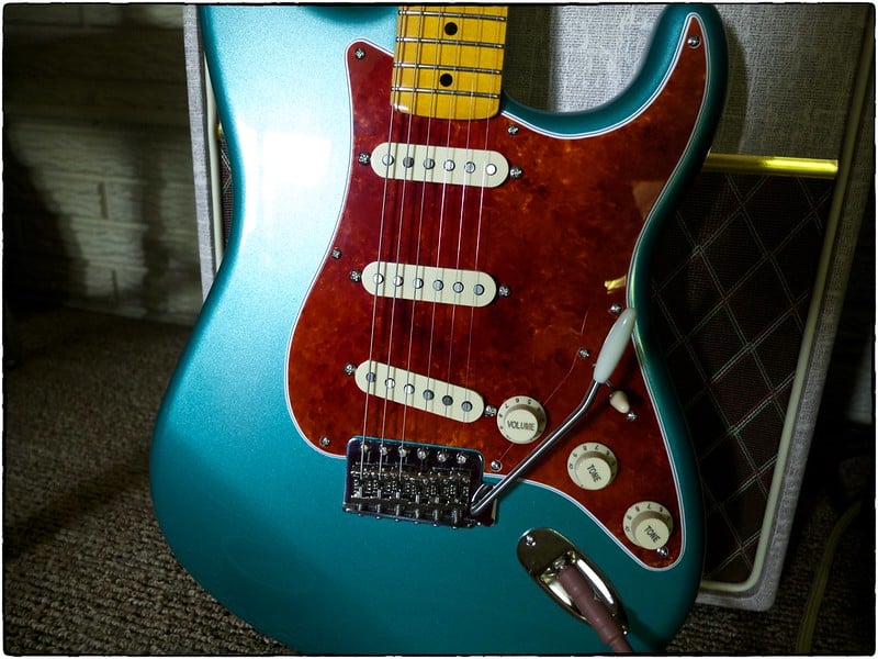 Squier Classic Vibe 