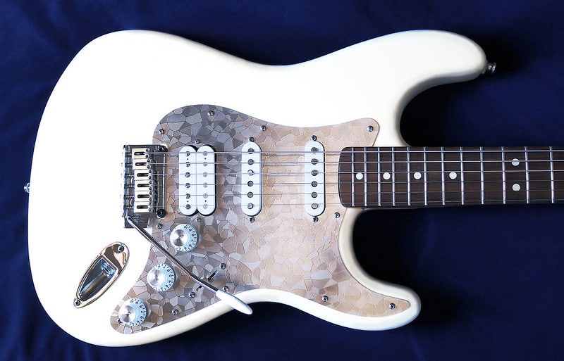 squier stratocaster standard hardware