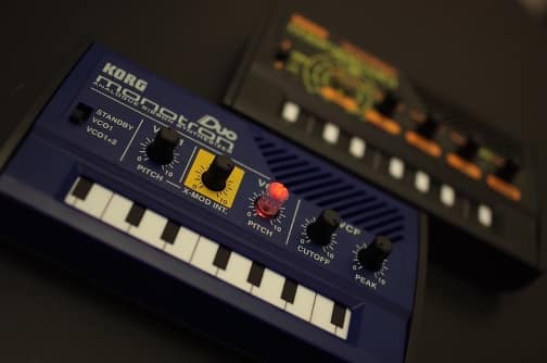 Duo monotron