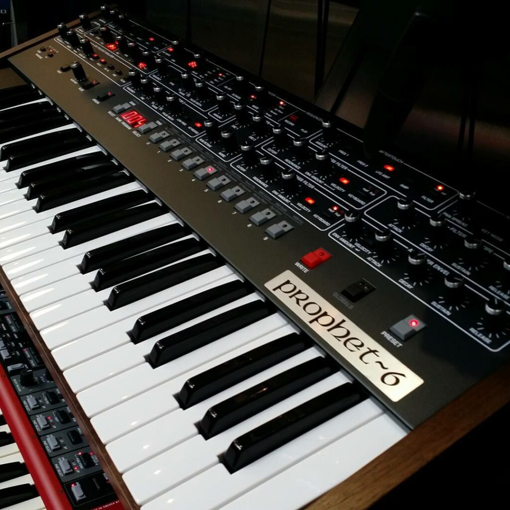 sequential prophet 6 right angled