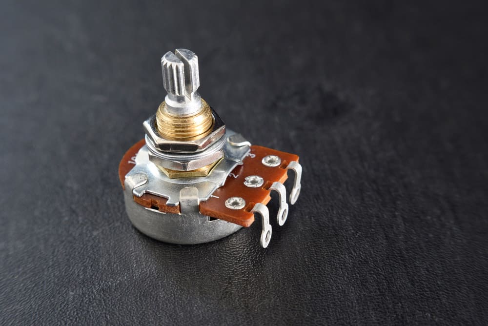 500k ohms potentiometer