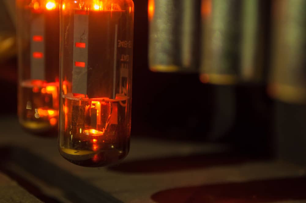 Glowing tube in guitar amplifier