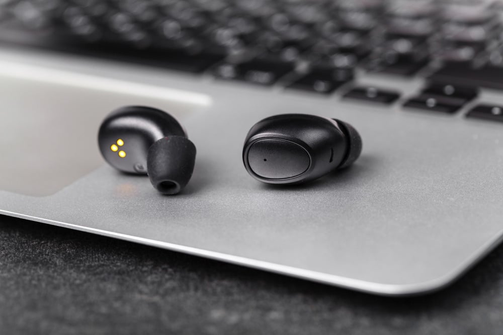 Wireless earphone for listen music anywhere