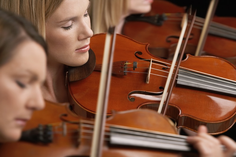 Head While Play Violin